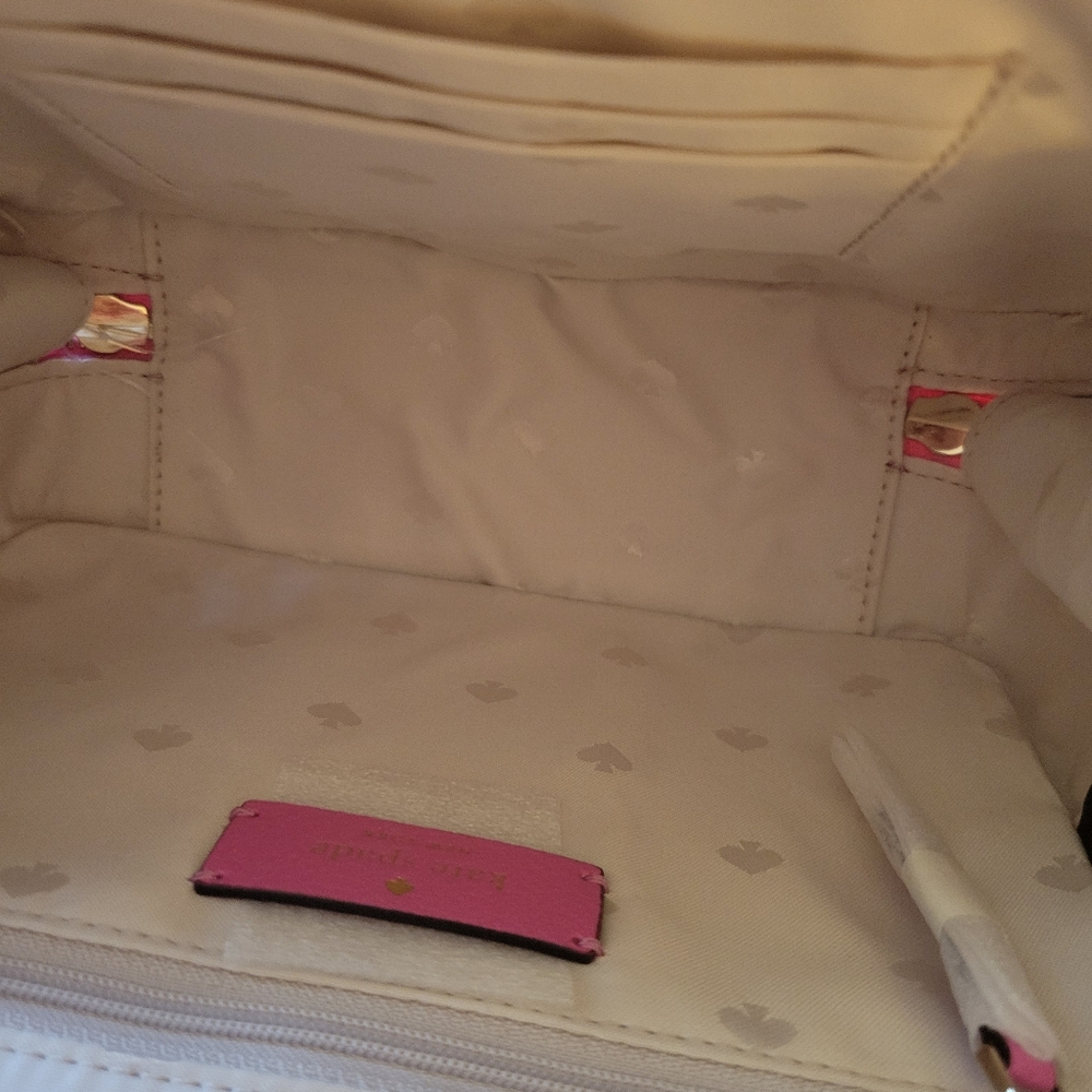 Kate Spade Maddy Top Handle Camera Bag in Bright Peony. With crossbody strap.NWT - Picture 6 of 7